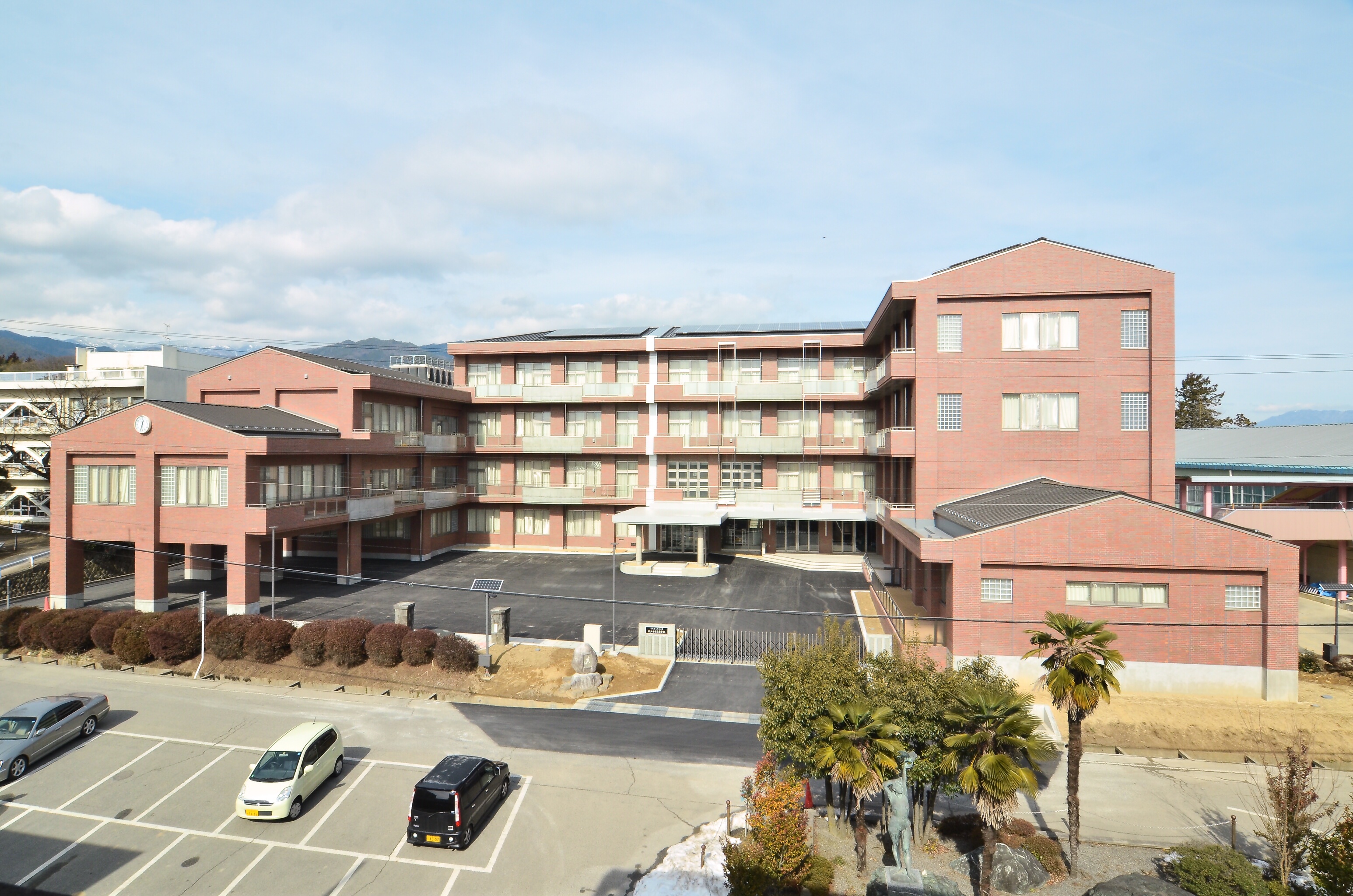 石川県立飯田高等学校